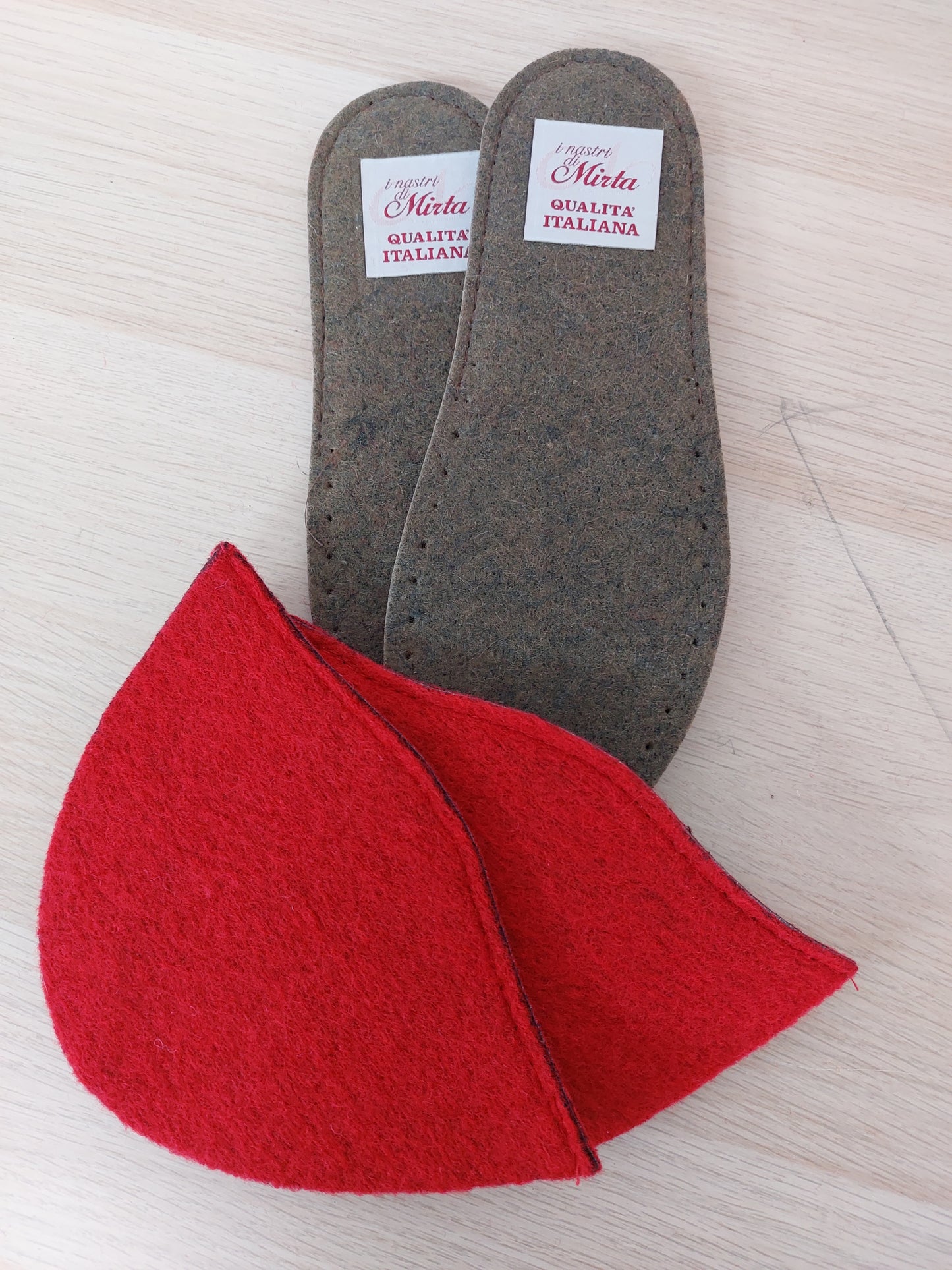 KIT PANTOFOLA tg.L ROSSO scontatissimo