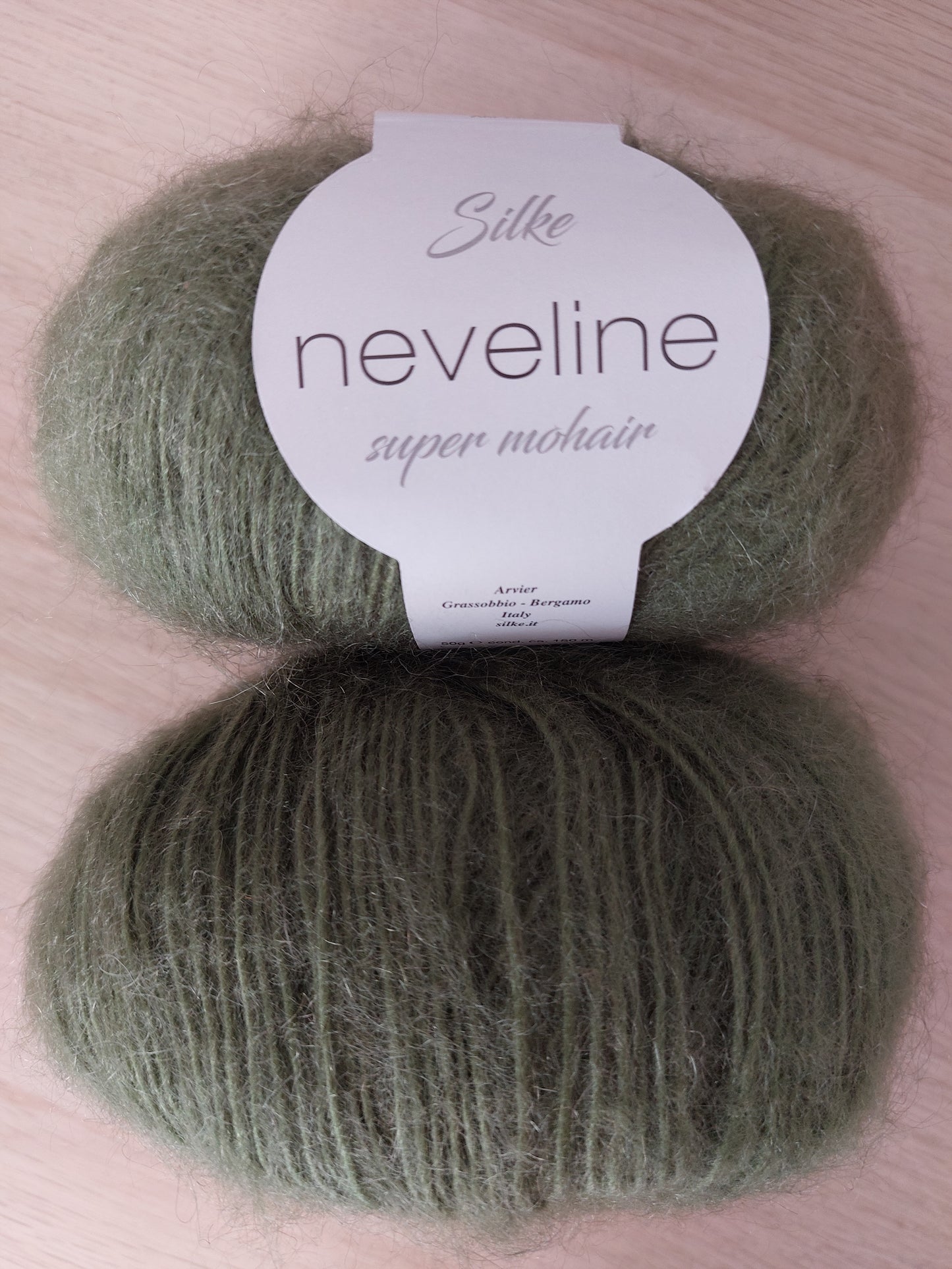 NEVELINE MOHAIR col. 758