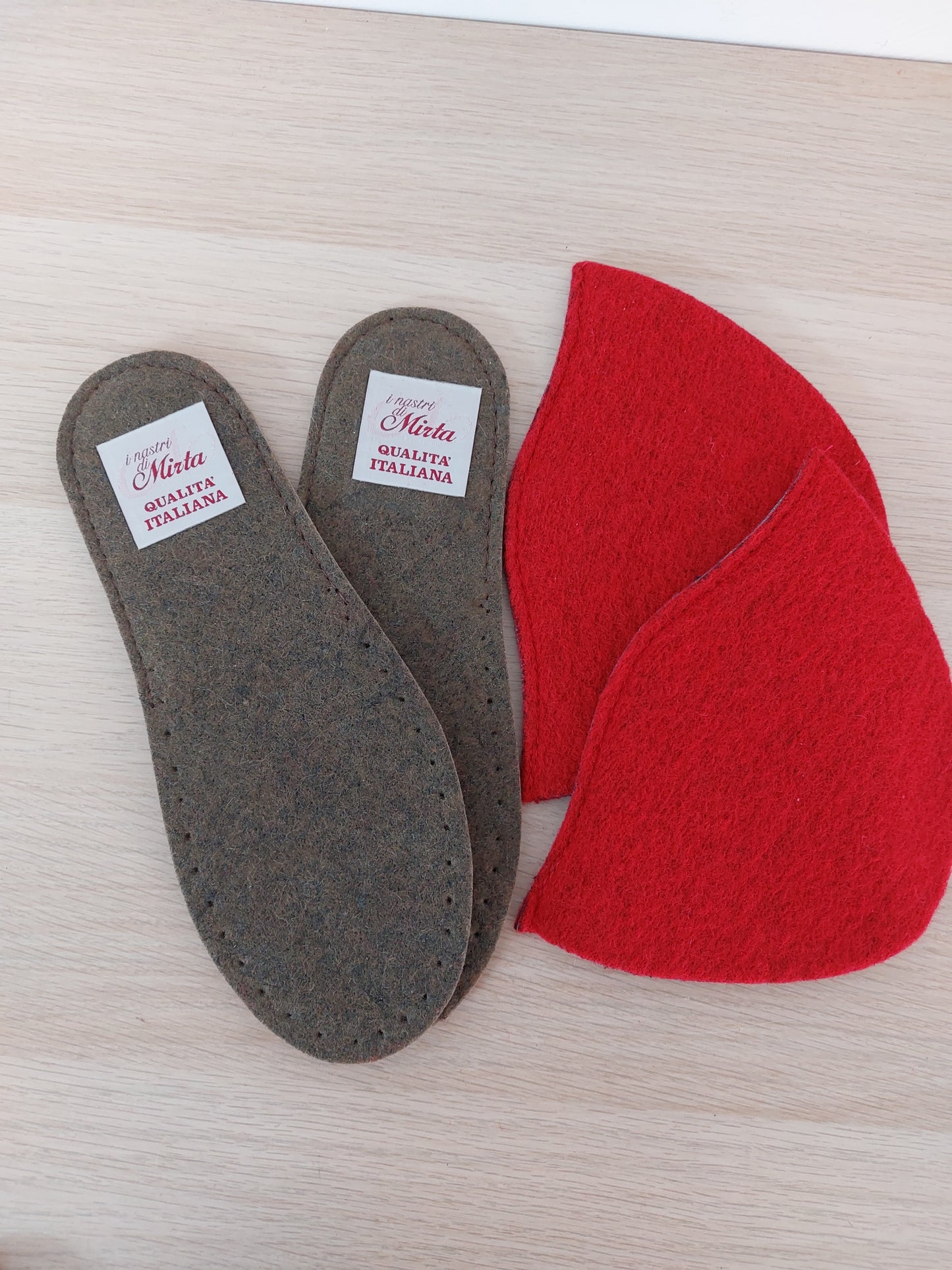 Kit tg S rosso pantofola scontatissimo