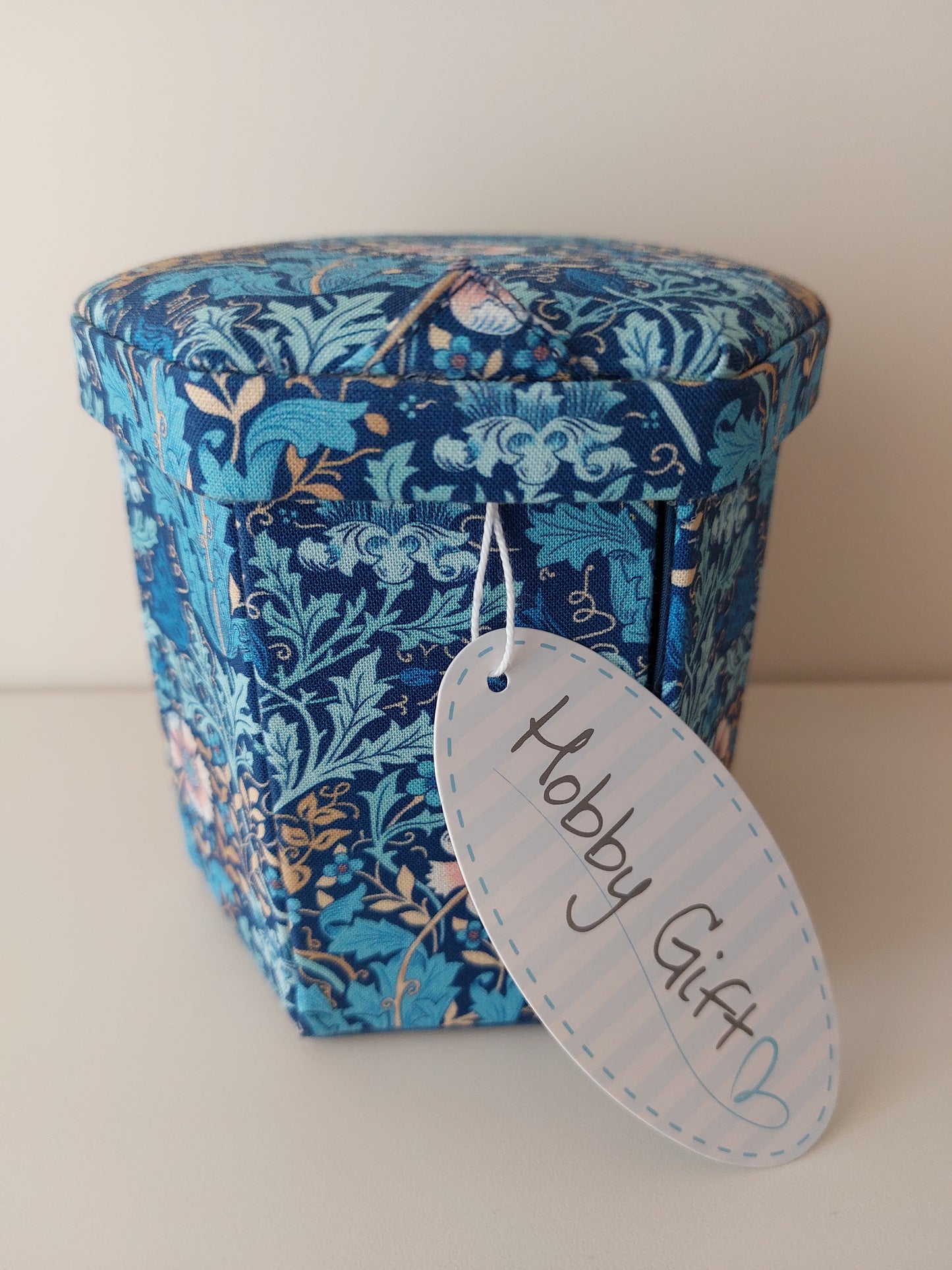 Scatola astuccio con accessori