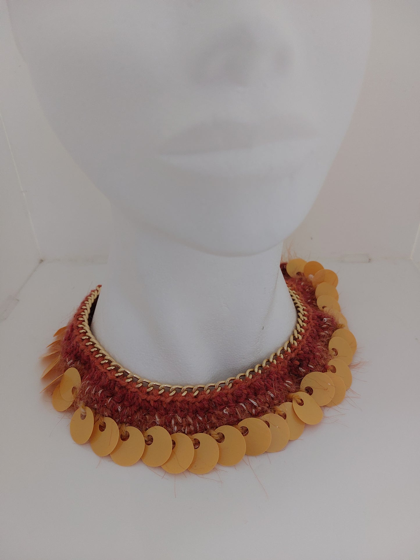 Collana lana giallo