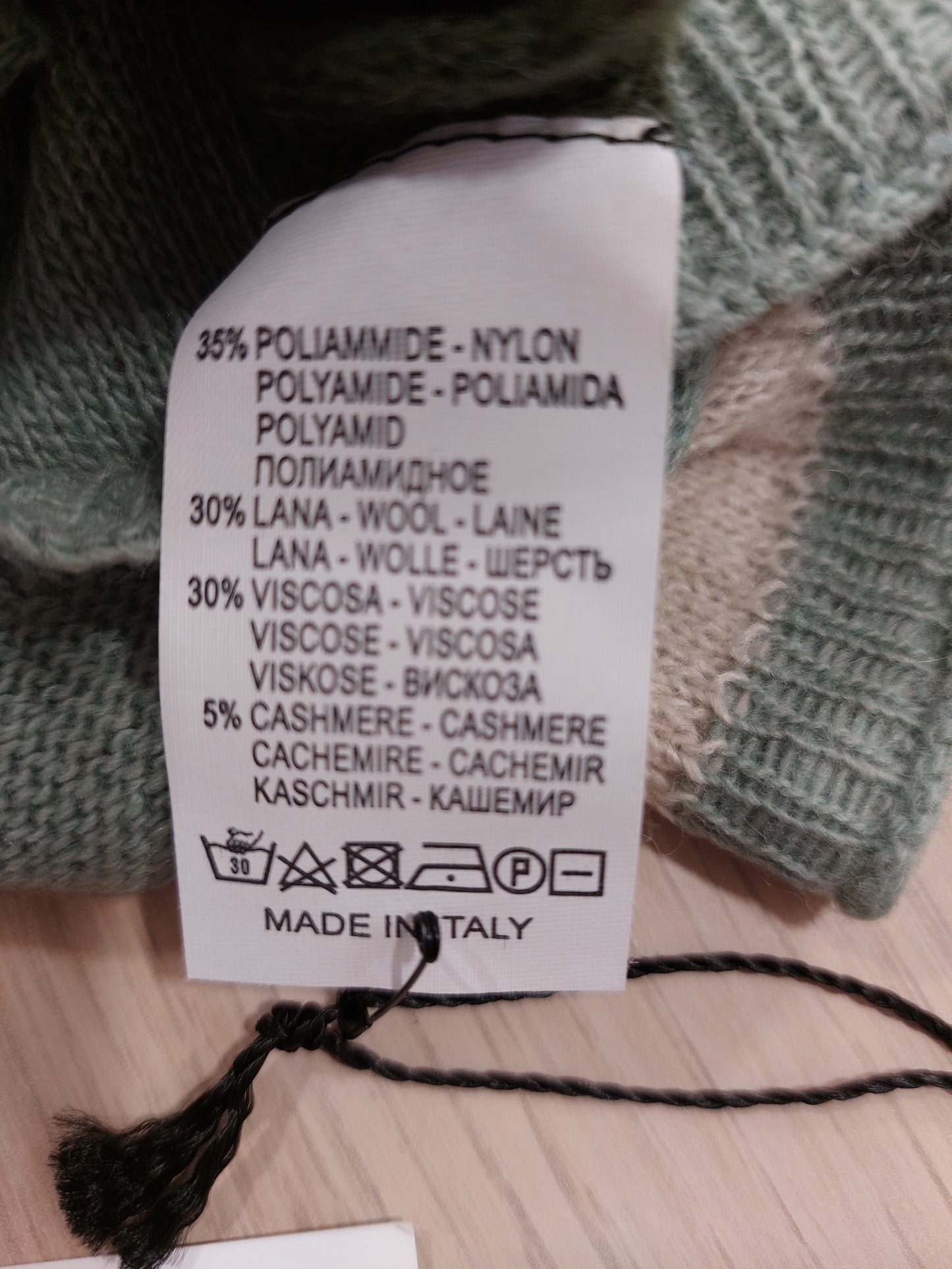 STOLA IN MISTO LANA /CACHEMIRE MADE IN ITALY tony del verde