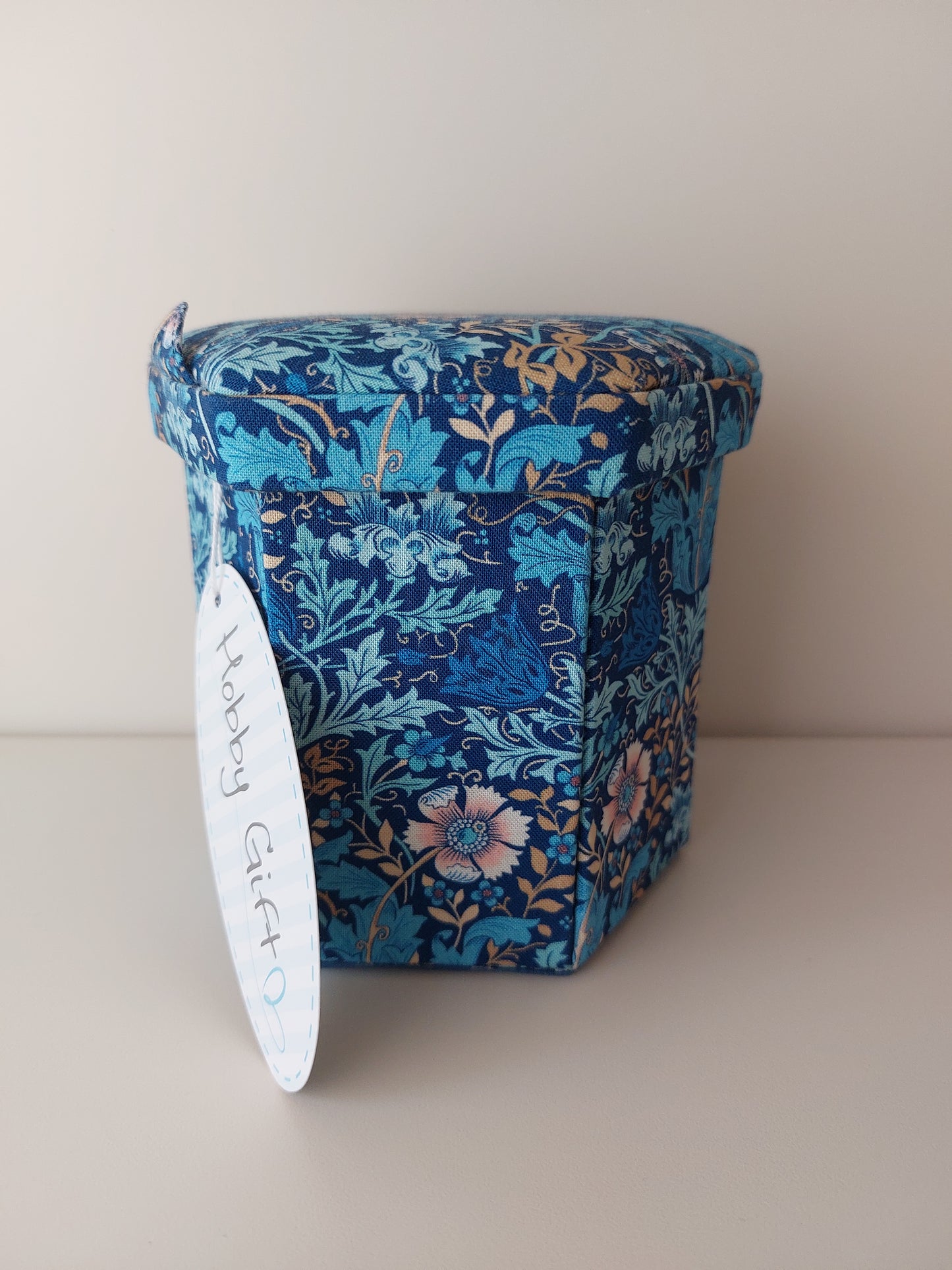 Scatola astuccio con accessori