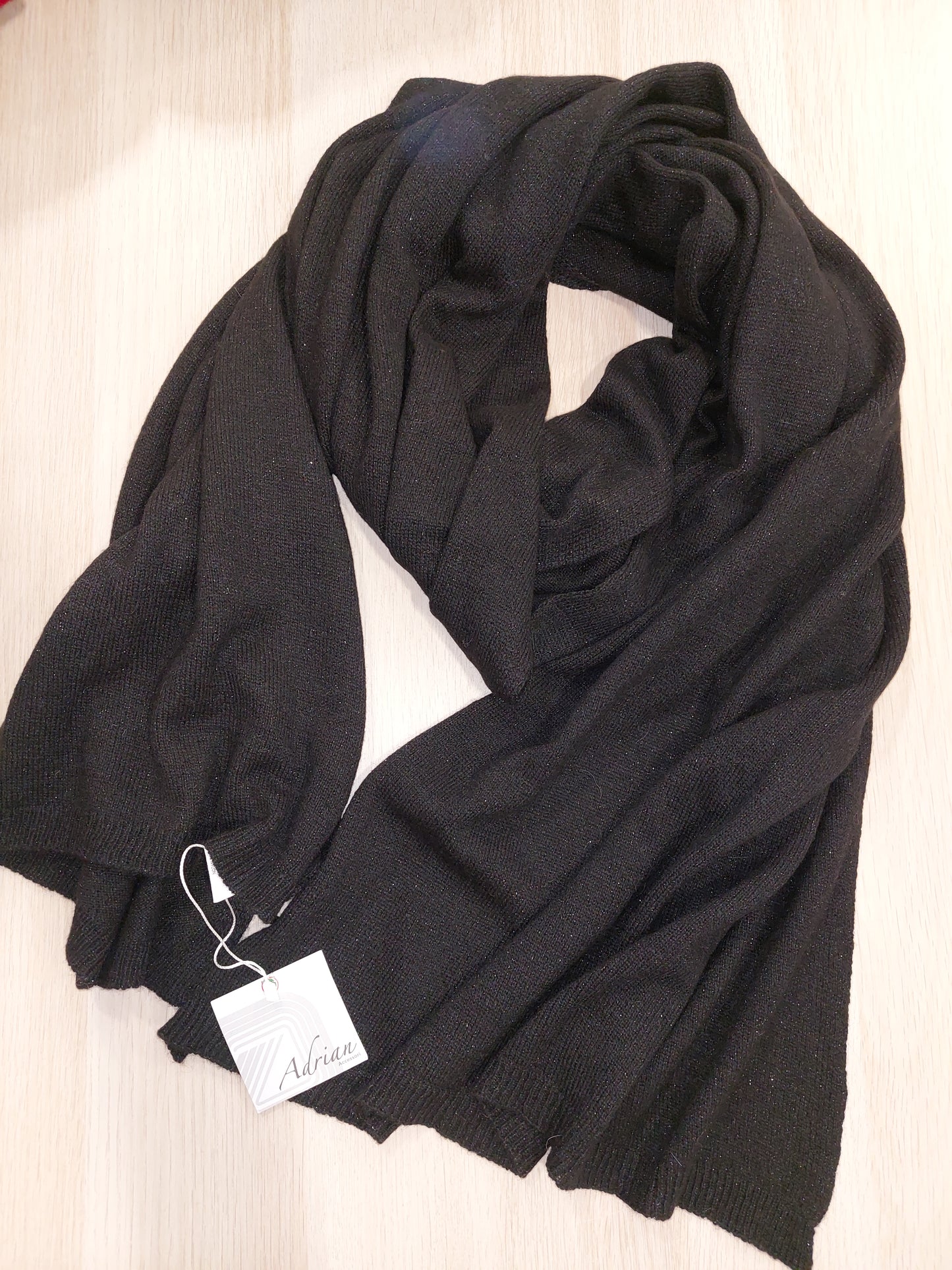 Stola misto lana nero leggermente lurex nero made in italy morbidissima