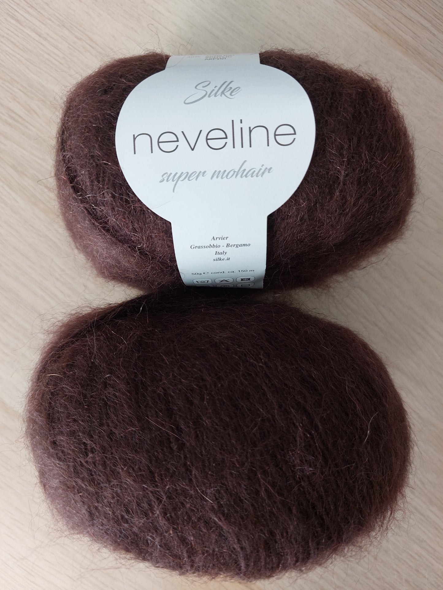 NEVELINE MOHAIR col. 444