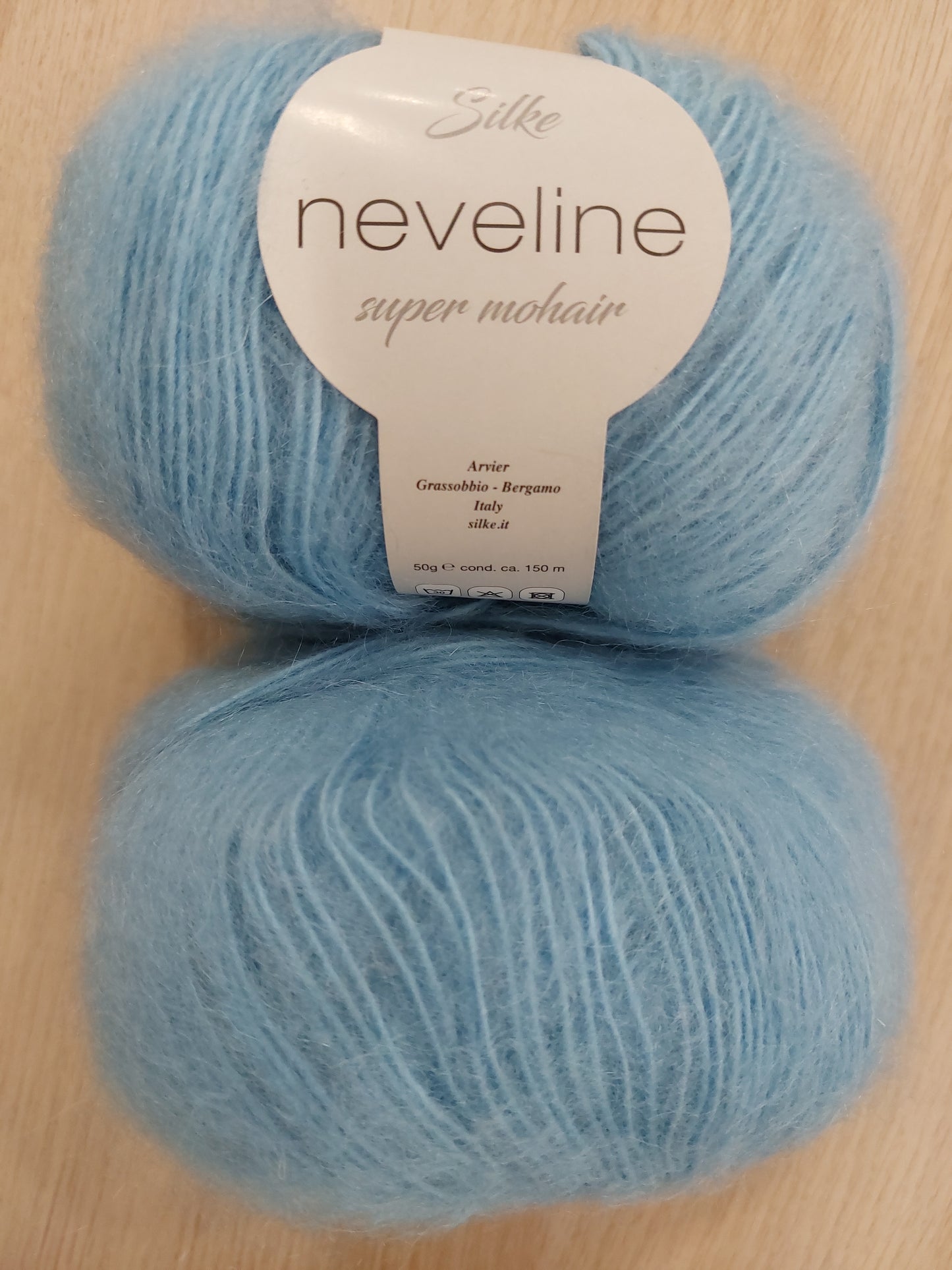 NEVELINE MOHAIR col. 202