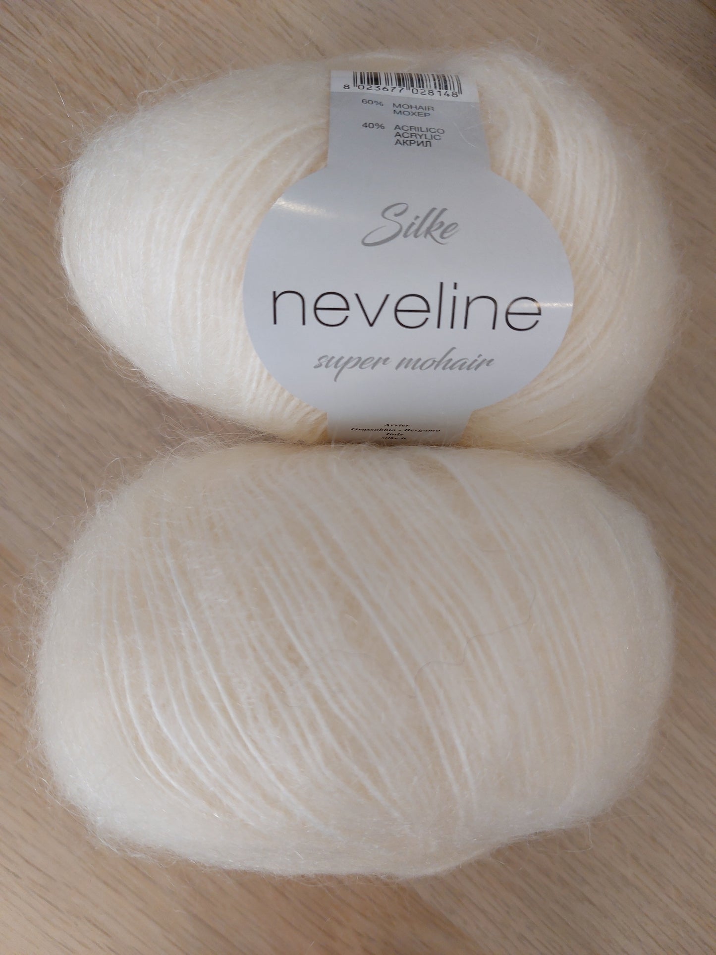 NEVELINE MOHAIR col 800